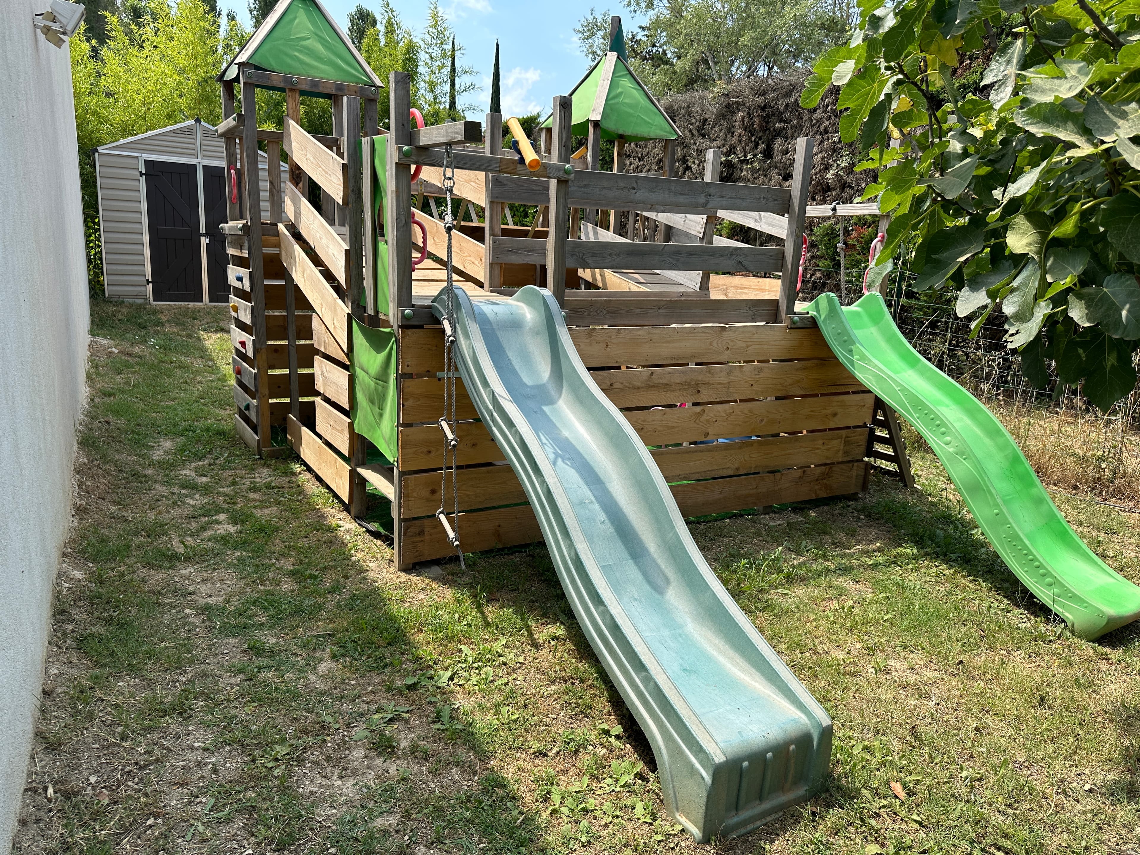 Aire de jeux enfants
